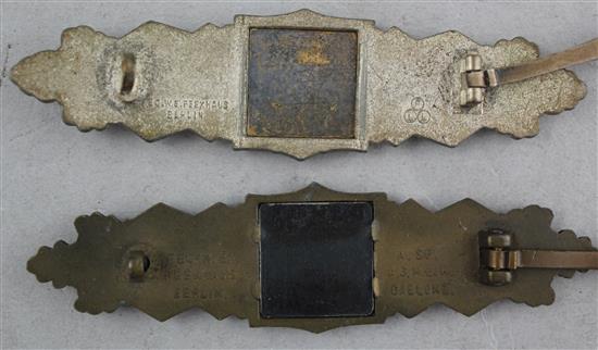 Two German Third Reich close combat clasps,